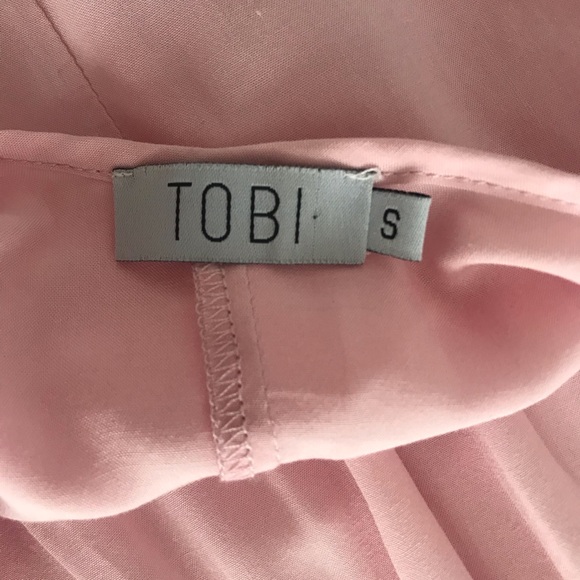 Pink off the shoulder Tobi top - Picture 8 of 8